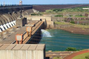 Itaipu investe R$ 400 mi em edital focado em transformação social e sustentabilidade ambiental